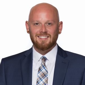 Meet your Posher, Christopher